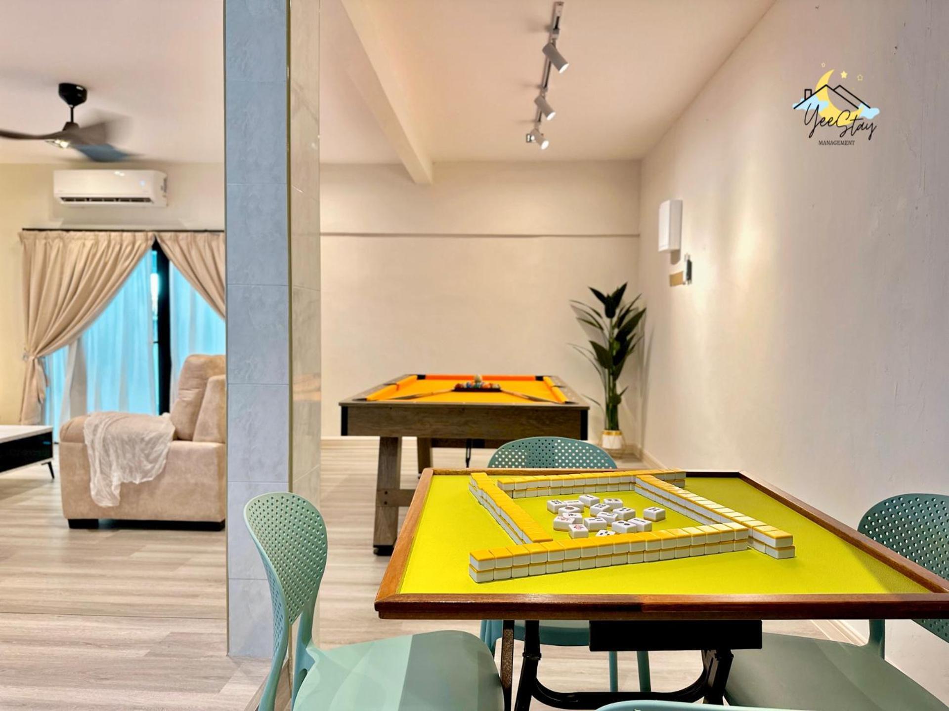 Kota Homestay-22pax With Karaoke,arcade Game,table Pool Walking 5min To Jonker Holiday home Malacca