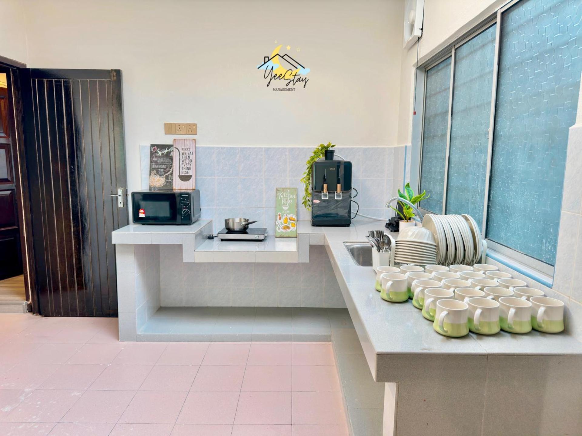 Holiday home Kota Homestay-22pax With Karaoke,arcade Game,table Pool Walking 5min To Jonker